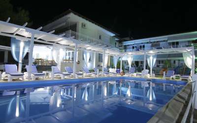Sunset Hotel’s Pool View by Night 